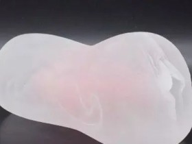 刚买的飞机杯有点味道,能用吗?